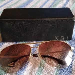 Aviator sunglasses